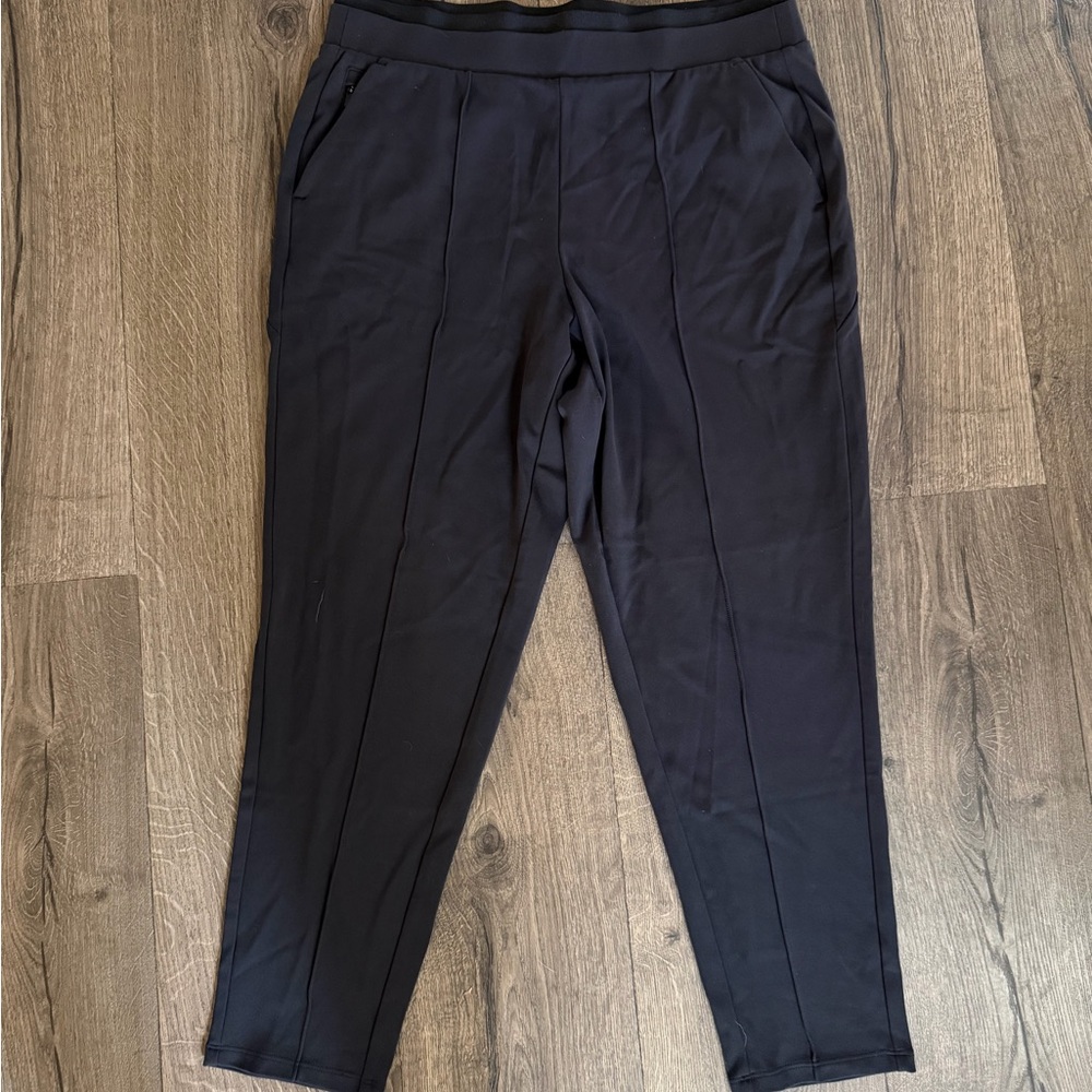 Athleta Women’s Vince Pintuck Pant Pull On Side Zipper Pockets Size Medium